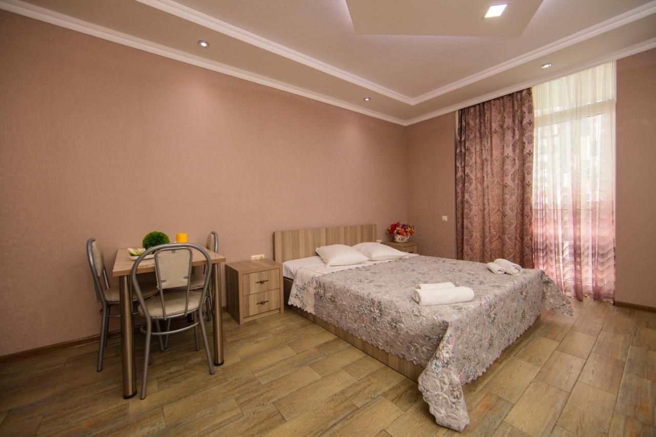 באטומי Sea Towers Suite מראה חיצוני תמונה