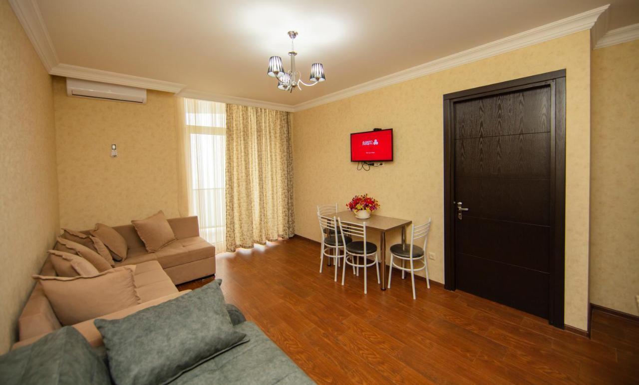 באטומי Sea Towers Suite מראה חיצוני תמונה